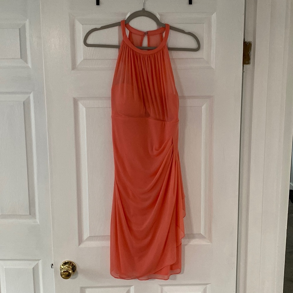 David’s bridal size 8 coral bridesmaids dress! Only worn once.